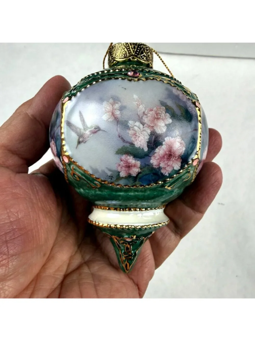 Vintage 1999 Lena Liu's Hummingbird Ornaments Gladiola and Begonia Garden